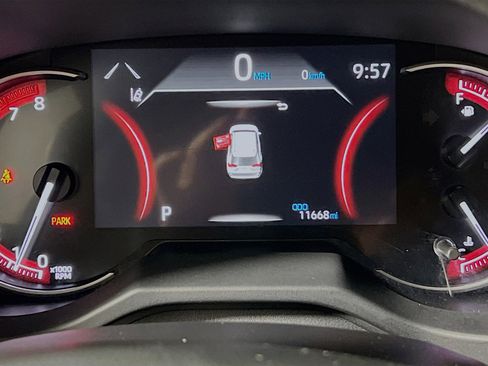 Used 2025 Toyota RAV4 LE FWD image 22