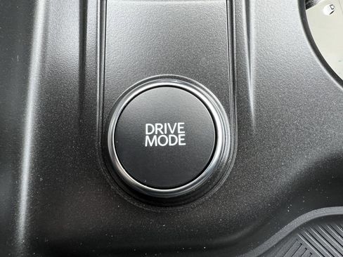 New 2026 Ford Explorer Active AWD/4WD image 33