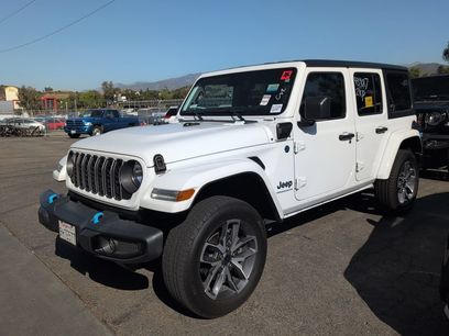 Used 2024 Jeep Wrangler Unlimited w/ Convenience Group
