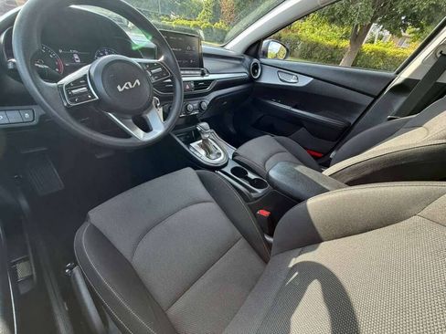 Used 2024 Kia Forte LXS w/ LXS Technology Package FWD image 9