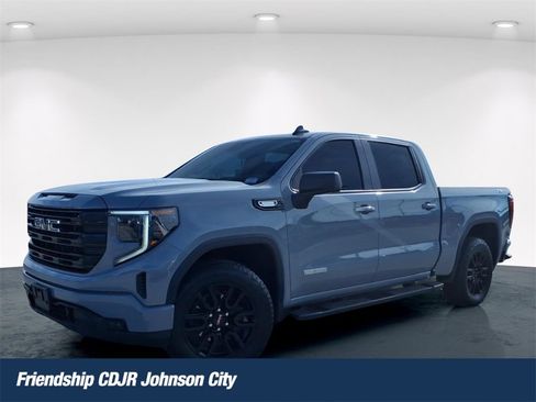 Used 2024 GMC Sierra 1500 Elevation image 1