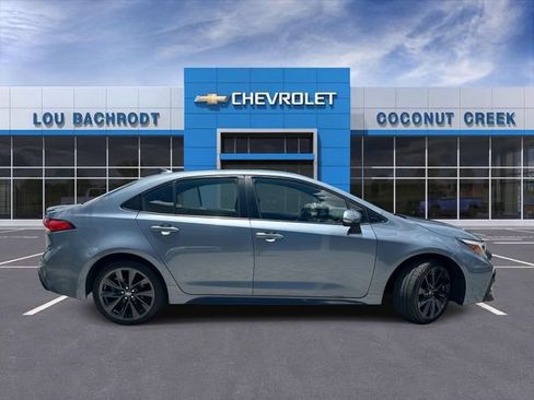 Used 2023 Toyota Corolla SE FWD image 9