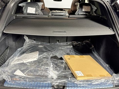 New 2025 Audi SQ5 Premium Plus image 23