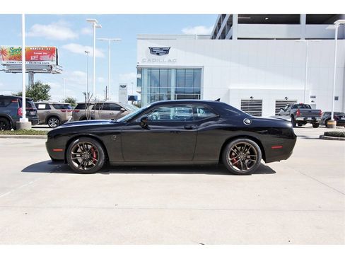 Used 2023 Dodge Challenger SRT Hellcat image 3