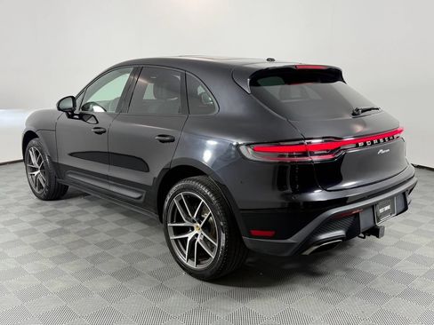 Certified 2025 Porsche Macan w/ Premium Package Plus AWD/4WD image 3