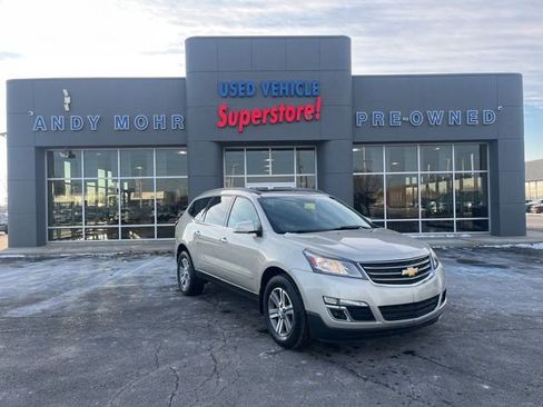 Used 2015 Chevrolet Traverse LT image 1