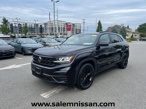Used 2023 Volkswagen Atlas Cross Sport SEL R-Line AWD/4WD image 3