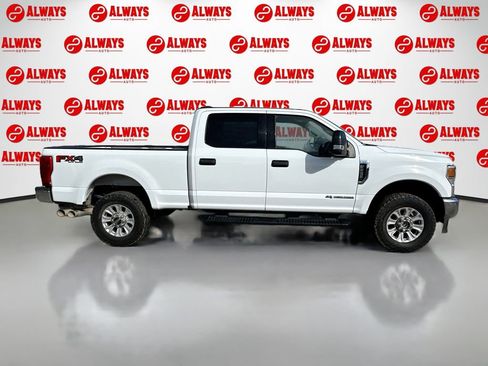 Used 2021 Ford F250 XLT w/ FX4 Off-Road Package image 5