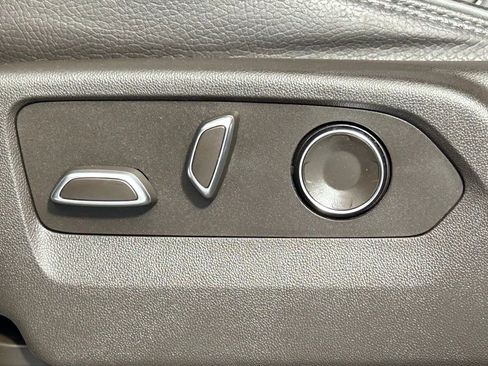 Used 2024 GMC Sierra 1500 Denali image 32