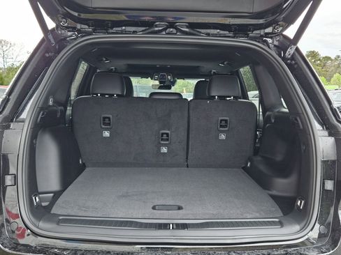 New 2026 Jeep Grand Cherokee Altitude image 25