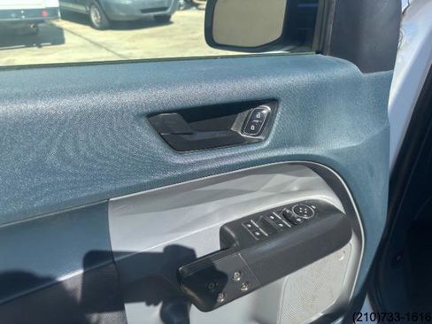 Used 2022 Ford Maverick XL image 15