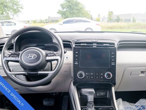 Used 2023 Hyundai Tucson SEL image 16