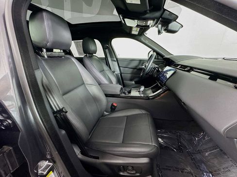 Used 2025 Land Rover Range Rover Velar Dynamic SE image 28