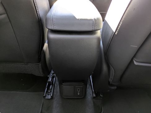 Certified 2022 Buick Encore GX Select w/ Experience Buick Package image 31