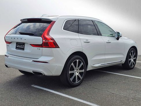 Used 2021 Volvo XC60 T5 Inscription w/ Protection Package Premier image 3