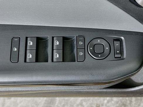 Used 2025 Kia K4 FWD image 15