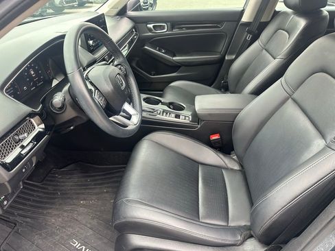 Used 2023 Honda Civic Touring image 24