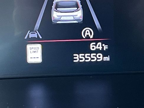 Used 2025 Kia Soul LX w/ LX Technology Package image 40