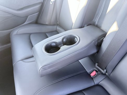 Used 2023 Tesla Model 3 Standard Range image 38