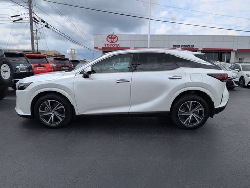 Used 2024 Lexus RX 350 Premium w/ Convenience Package AWD/4WD image 2