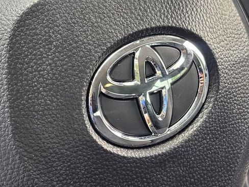 Used 2026 Toyota Corolla LE FWD image 40