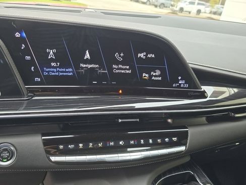 Used 2023 Cadillac Escalade Sport w/ LPO, ONYX Package image 28