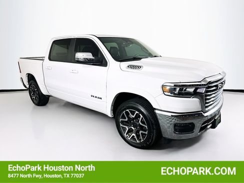 Used 2025 RAM 1500 Laramie AWD/4WD image 1