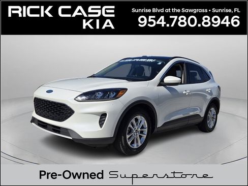 Used 2020 Ford Escape SE image 1