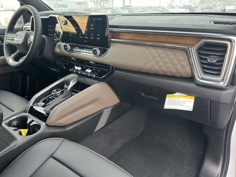 New 2026 GMC Canyon Denali image 29