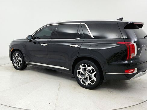 Used 2022 Hyundai Palisade Calligraphy w/ Winter Package FWD image 3