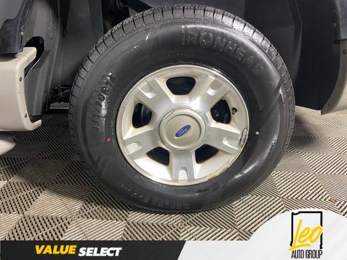 Used 2003 Ford Explorer Sport Trac XLS AWD/4WD image 21