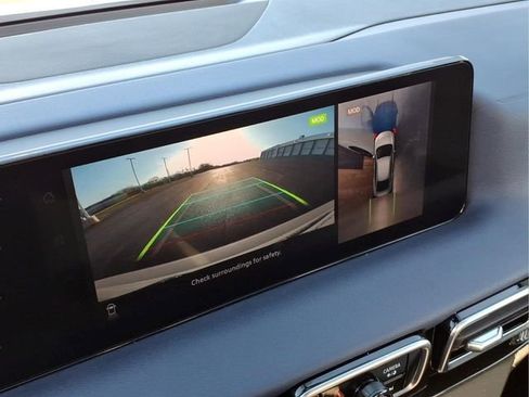 New 2026 Nissan Sentra SL FWD image 11