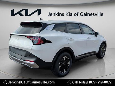 New 2026 Kia Sportage LX image 5