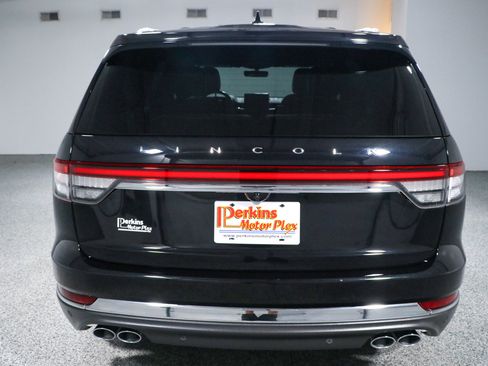 Used 2022 Lincoln Aviator Reserve w/ Equipment Group 201A AWD/4WD image 8