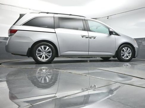 Used 2015 Honda Odyssey EX-L image 35
