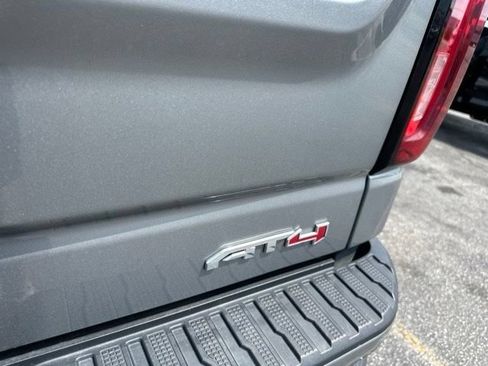Used 2024 GMC Sierra 1500 AT4 w/ Technology Package AWD/4WD image 19