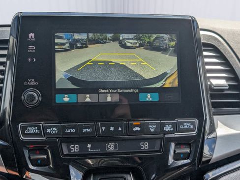 Used 2023 Honda Odyssey Touring image 31