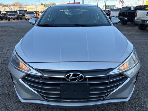 Used 2019 Hyundai Elantra SEL image 4