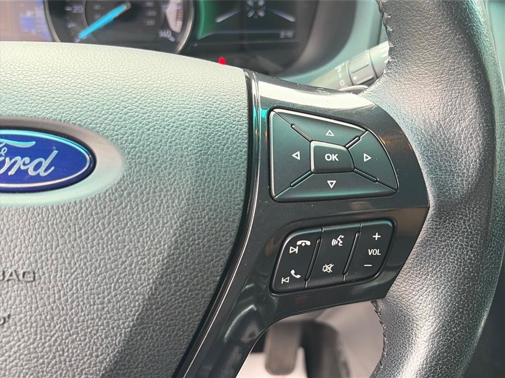 Used 2017 Ford Explorer XLT w/ Equipment Group 201A FWD image 15