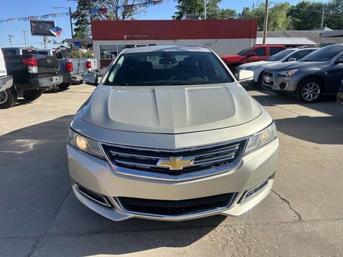 Used 2014 Chevrolet Impala LT FWD image 3