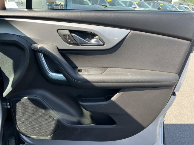 Used 2019 Chevrolet Blazer LT FWD image 24