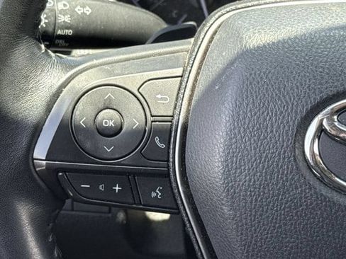 Used 2022 Toyota Camry SE FWD image 13