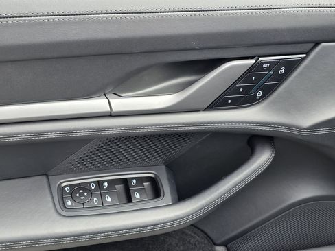 Certified 2025 Porsche Taycan image 18