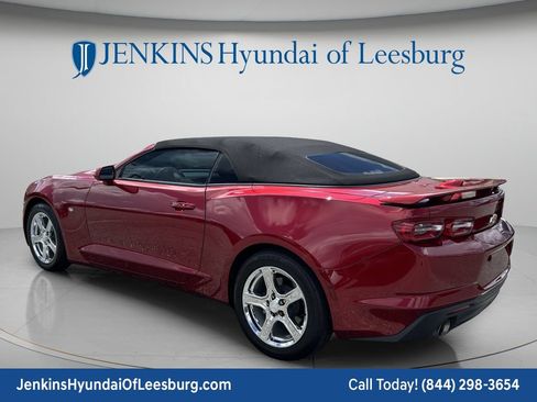 Used 2024 Chevrolet Camaro LT w/ Technology Package RWD image 7