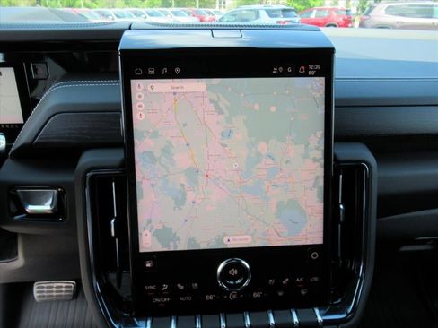 New 2026 GMC Yukon AT4 Ultimate w/ LPO, Floor Liner Package image 30