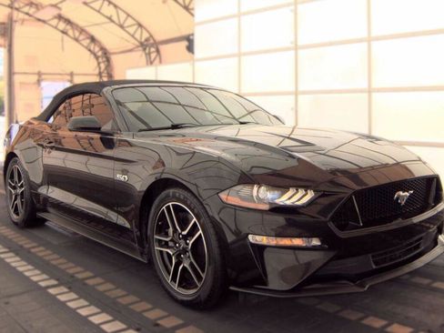 Used 2018 Ford Mustang GT Premium w/ Equipment Group 401A RWD image 15