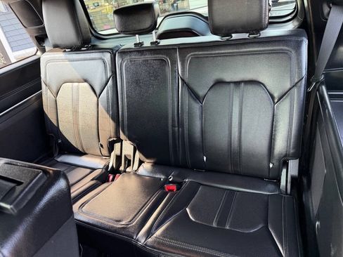 Used 2019 Ford Expedition Limited w/ Equipment Group 302A AWD/4WD image 38