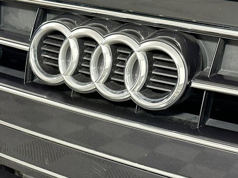 Used 2023 Audi A4 2.0T Premium w/ Convenience Package image 15