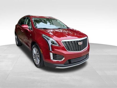 Certified 2024 Cadillac XT5 Premium Luxury AWD/4WD image 3