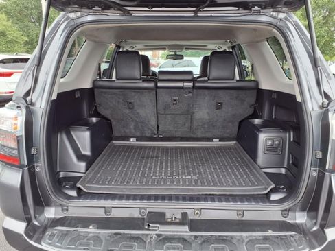 Used 2019 Toyota 4Runner SR5 Premium image 27